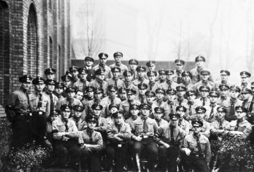 Gruppenporträt von Angehörigen der Schutzstaffel (SS) der NSDAP. Hamm, 1. Februar 1936.