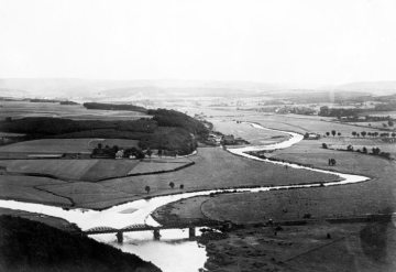 Die Ruhr-Lenne-Mündung bei Syburg mit Blick in das Lennetal