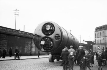 Hamm zur NS-Zeit: Transport eines Tankkessels für die Brauerei Isenbeck Richtung Bahnhof. Undatiert. [Siehe auch Bild 17_1368 ]
