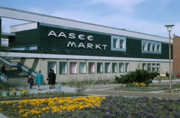 Die Aaseestadt, errichtet 1959-1965: Einkaufszentrum "Aaseemarkt", Architekt Heinz Ruhl, Essen, eröffnet 1965