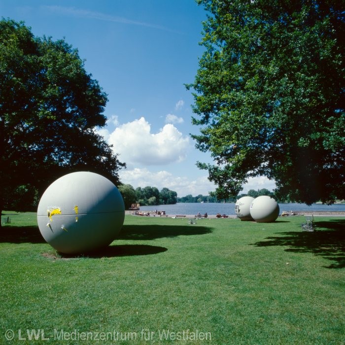 10_1984 Kunst im öffentlichen Raum - "skulptur projekte münster"