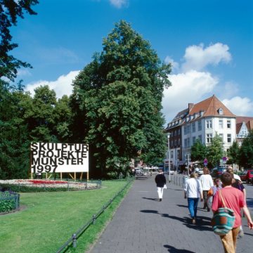 Plakatwand-Installation von Heimo Zobernig (Österreich), Salzstraße, ohne Titel - skulptur projekte münster 97