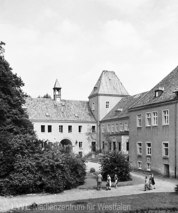 04_685 Burgen, Schlösser, Herrenhäuser