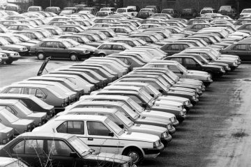 Volvo - Fahrzeugpark des schwedischen Automobilherstellers in Castrop-Rauxel. Februar 1988.