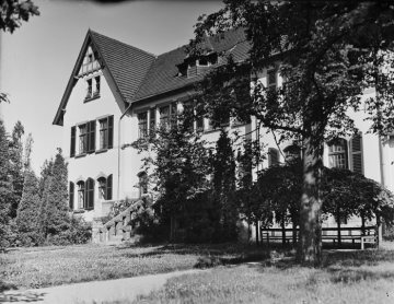 Patientenhaus, Provinzial-Heilanstalt Warstein: Haus 8 (Gartenseite), Frauen/Abteilung O (später Haus 22). Undatiert.