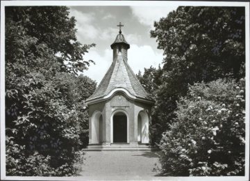 Antfeld (Gemeinde Olsberg), Hambergkapelle, undatiert - errichtet 1923 zu Ehren der 34 Gefallenen des Dorfes im Ersten Weltkrieg