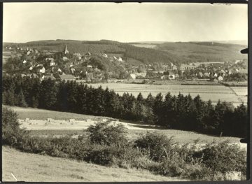 Fernblick auf Bad Belecke (Gemeinde Warstein) - bis in die 1960er Jahre Kurbad