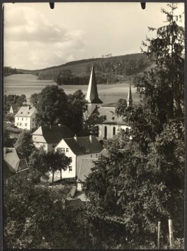 Teilansicht von Eslohe mit Blick zur Pfarrkirche St.-Peter-und-Paul, undatiert