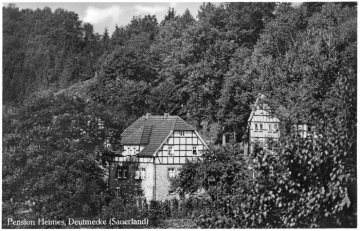 Deutmecke, Ortsteil von Finnentrop im Sauerland, hier Pension Heimes, undatiert