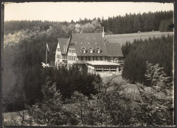 Kohlberg bei Dahle (Gemeinde Altena): Kohlberghaus, Begegnungsstätte des Sauerländischen Gebirgsvereins, 1926 errichtet, heute Pflegeeinrichtung für psychisch Erkrankte und geistig Behinderte