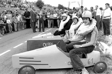 Sieger des Seifenkistenrennens in Olfen am 7. Juni 1973.