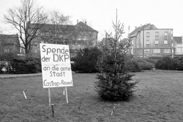 Ein Weihnachtsbaum für Castrop-Rauxel: Spende der Deutschen Kommunistische Partei (DKP) im Dezember 1976.