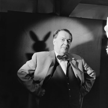 Dr. Walter Falk, 1952-1963 Intendant des Westfälischen Landestheaters (WLT) in Castrop-Rauxel, verabschiedet sich in den Ruhestand mit einer Vorstellung von "Mein Freund Harvey" (Komödie von Mary Chase, New York 1944).