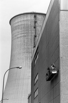 Fassadensanierung am Knepper-Kraftwerk, Castrop-Rauxel/Stadtgrenze Dortmund-Mengede, August 1985.