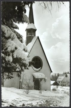 Hoher Knochen (Gemeinde Schmallenberg), die St.-Elisabeth-Kapelle im Schnee