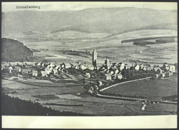 Fernblick auf Schmallenberg mit der St.-Alexander-Kirche, undatiert