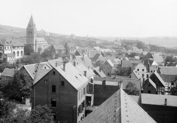 Herdecke 1911 - Stadtansicht vom Turm der katholischen Kirche. Links: Ev. Stiftskirche St. Marien