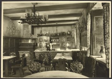 Bilstein (Gemeinde Lennestadt), Schänke im Hotel "Zur Post", undatiert (1930er/1940er Jahre?)