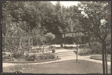 Eisborn (Gemeinde Balve), Garten des Gasthofes "Dornsiepen"