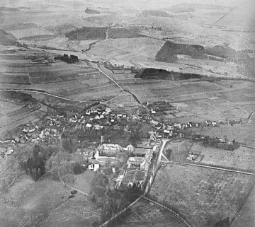 Ortschaft Herdringen mit Schloss Herdringen, undatiert, um 1920?