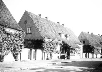 Doppelhaus-Siedlung, Gütersloh, 1933-1945.