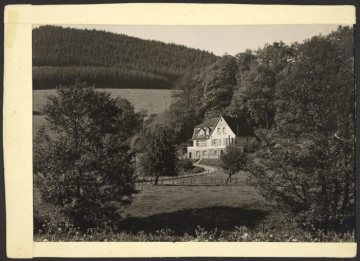 Blick zur Pension "Haus Waldesruh" in Wenholthausen (Gemeinde Eslohe)