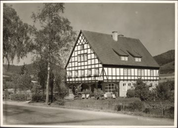 Das "Haus Wenneruh" in Wenholthausen (Gemeinde Eslohe), undatiert (1950er Jahre?)