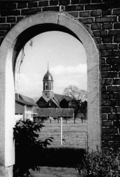 Dorfkern von Rinkerode mit St. Pankratius-Kirche, Blick aus Richtung Haus Heimann. Undatiert, 1960er Jahre.