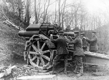 Kriegsschauplatz Vogesen/Elsass 1915: Mörser (Kaliber 21cm) der deutschen Artillerie in Stellung