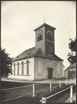 Die alte Kirche in Bad Fredeburg (Gemeinde Schmallenberg), 1932 abgerissen