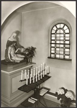 Pietà in der St.-Blasius-Kirche in Westfeld (Gemeinde Schmallenberg)