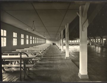 Oeventrop (Gemeinde Arnsberg), Innenansicht der Festhalle während des Nationalsozialismus