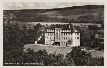Blick zum St.-Josef-Krankenhaus in Wickede, undatiert (1940er/1950er Jahre?): Von Franziskanerinnen geführt, 1972 geschlossen, heute Seniorenheim