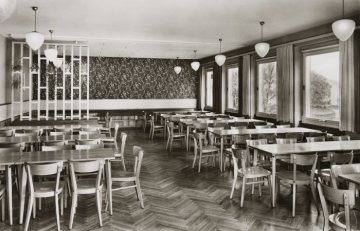 Speisesaal der Jugendherberge in Altena, undatiert (1960er Jahre?)