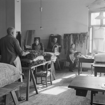 Polsterei, Provinzial-Heilanstalt Münster-Marienthal, 1952: Patienten im Arbeitsdienst (Beschäftigungstherapie) 