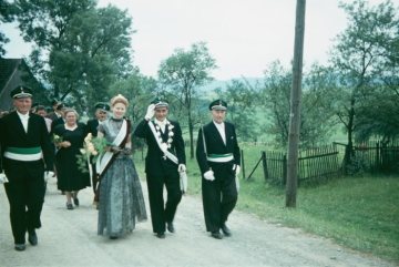 Attendorn: Königspaar beim Schützenfest in Biekhofen