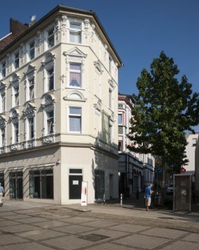 Stadt Schwerte - Wohn- und Geschäftsgebäude in der Fußgängerzone Schwertes, Hüsingstraße, Ecke Kleppingstraße