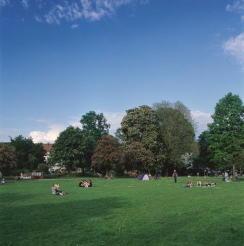Der Südpark: Stadtteilpark im Geist-Viertel, angelegt 1975-1979