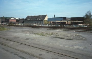 Bahnlinie nach Hamm mit Gelände der Hoesch Rohrwerke in Hiltrup