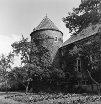 Burg Ramsdorf in Velen, 1425 für den Münsterischen Fürstbischof Heinrich von Moers errichtet, seit 1930 Heimatmuseum und Jugendheim
