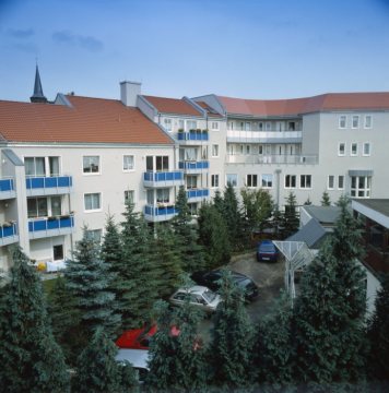 Wohn- und Bürogebäude der Siedlungs- und Baugenossenschaft an der Hangbaumstraße (Rückansicht)