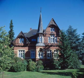 Baudenkmäler in Bünde: Villa Adalbert Grüter, Zigarrenfabrikant (1845-1913), Eschstraße 54. Ansicht 1993.