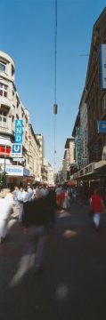 Der Westenhellweg, erste Fußgängerzone der Stadt: Belebte Einkaufsmeile Höhe Kolpingstraße
