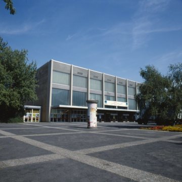 Die "Ruhrlandhalle" (Stadionring), Mehrzweckhalle für Großveranstaltungen