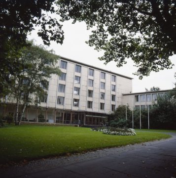 Verwaltungs- und Wirtschaftsakademie, Wittener Straße 61
