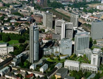 Essen-Südviertel: Hochhäuser mit dem Evonik-Campus und dem Westenergie Turm