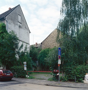 "Erwerb des Grundstücks', Kunstprojekt von Maria Eichhorn (Deutschland) an der Tibusstraße/Breul - skulptur projekte münster 97