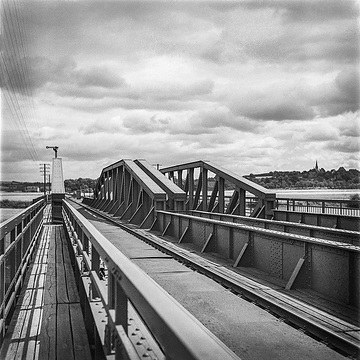 Eisenbahnbrücke über die Ruhr, undatiert, um 1935.