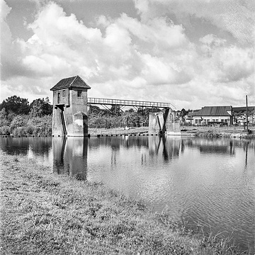 Trommelwehr des Wasserwerks Soest zwischen Ruhr und Obergraben, undatiert, um 1940