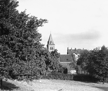 Blick auf die ev. Pfarrkirche, um 1930?